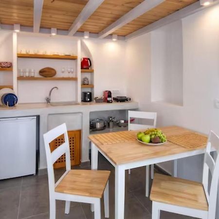 Petit Village Fira  Dış mekan fotoğraf