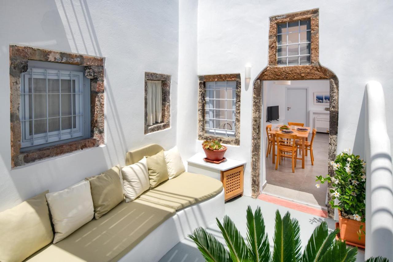 Petit Village Fira  Dış mekan fotoğraf